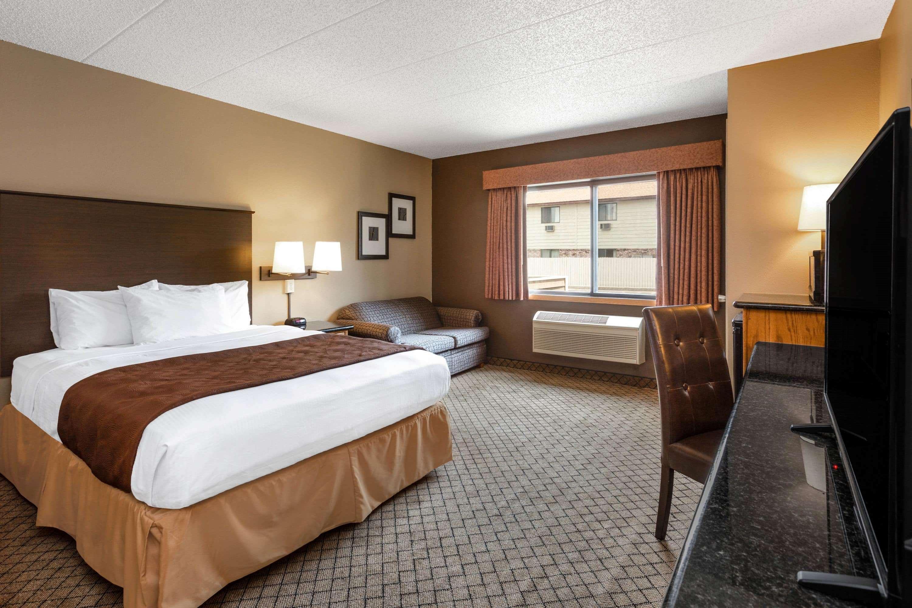 Americinn By Wyndham Hartford Wi Екстериор снимка