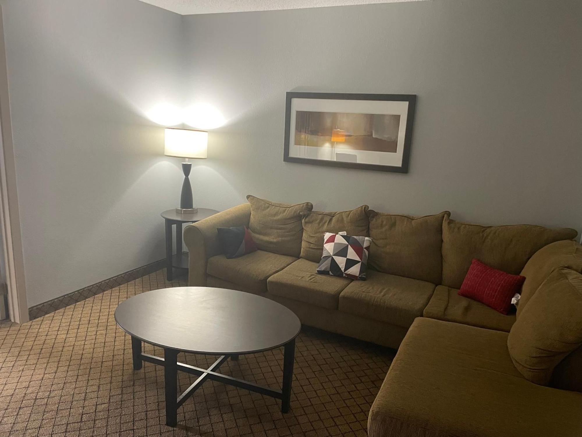 Americinn By Wyndham Hartford Wi Екстериор снимка