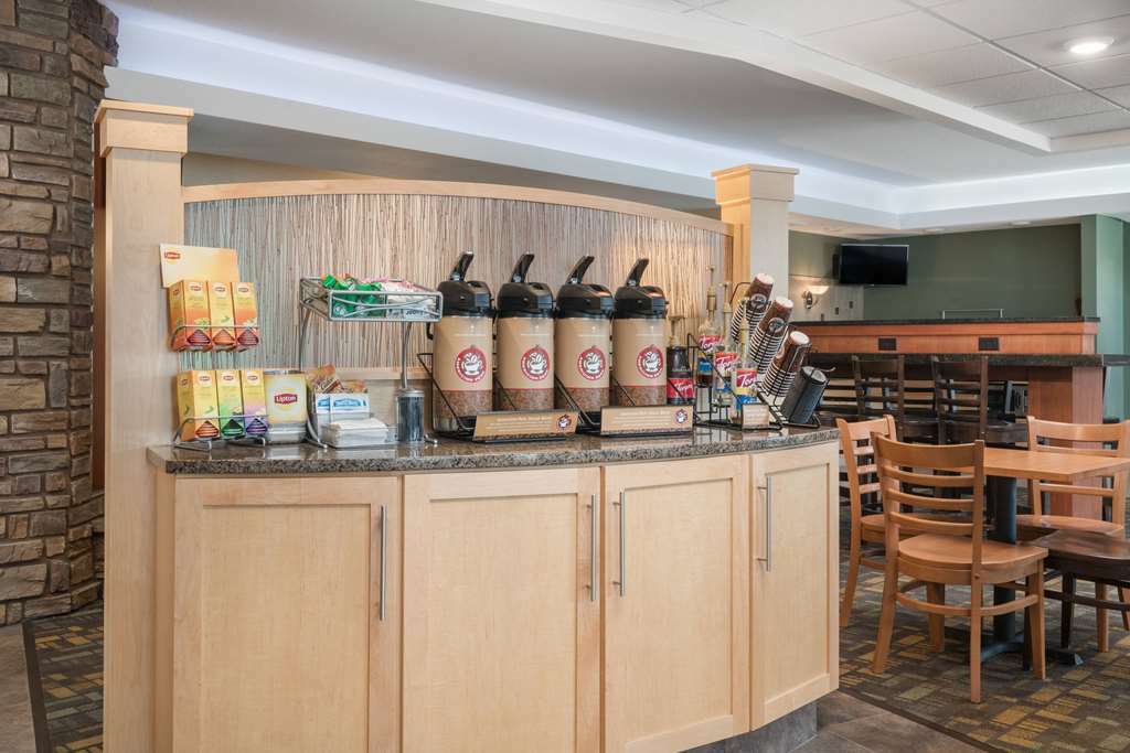 Americinn By Wyndham Hartford Wi Съоръжения снимка